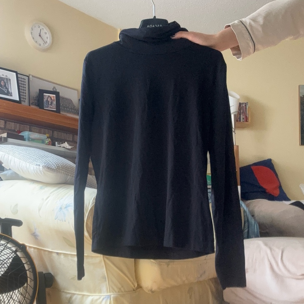 Plain Black Turtle Neck Long Sleeve S: M